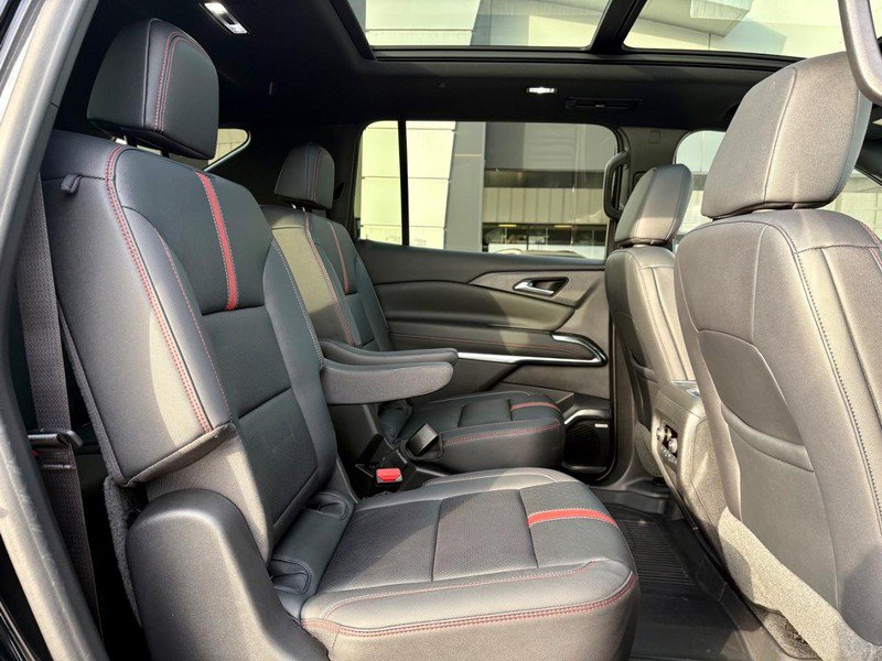 Used 2024 Chevrolet Traverse RS w/ LPO, Floor Liner Package AWD/4WD image 13