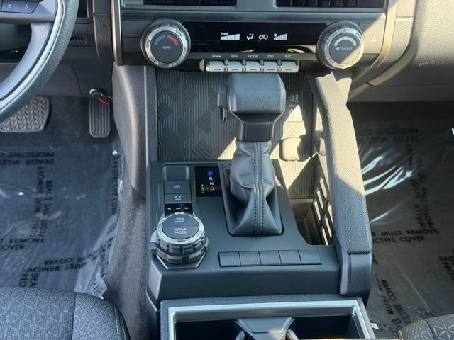 Certified 2025 Toyota 4Runner SR5 AWD/4WD image 21