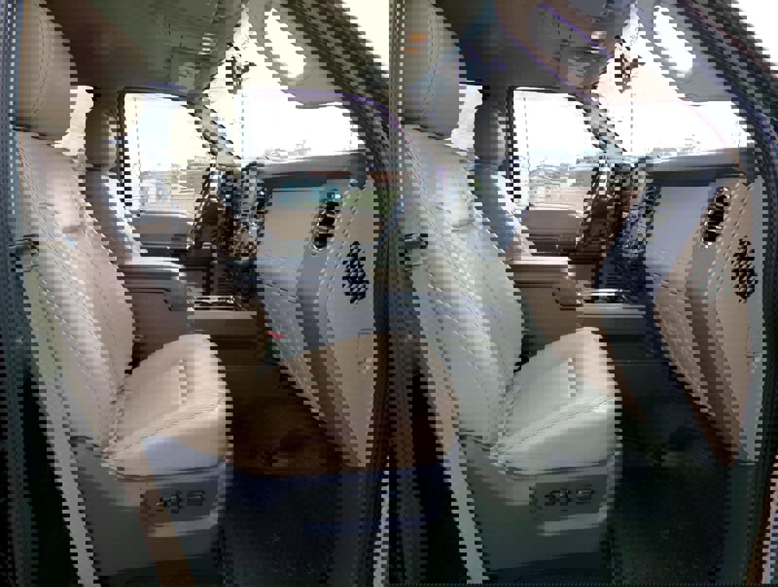 Used 2016 Ford F250 Lariat w/ Chrome Package image 16