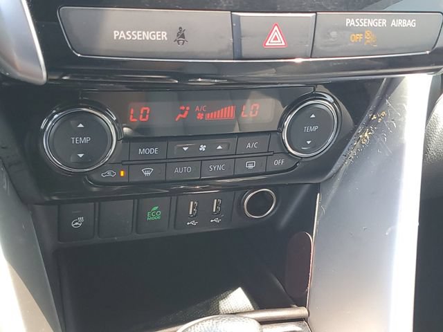 Used 2022 Mitsubishi Eclipse Cross SEL AWD/4WD image 21