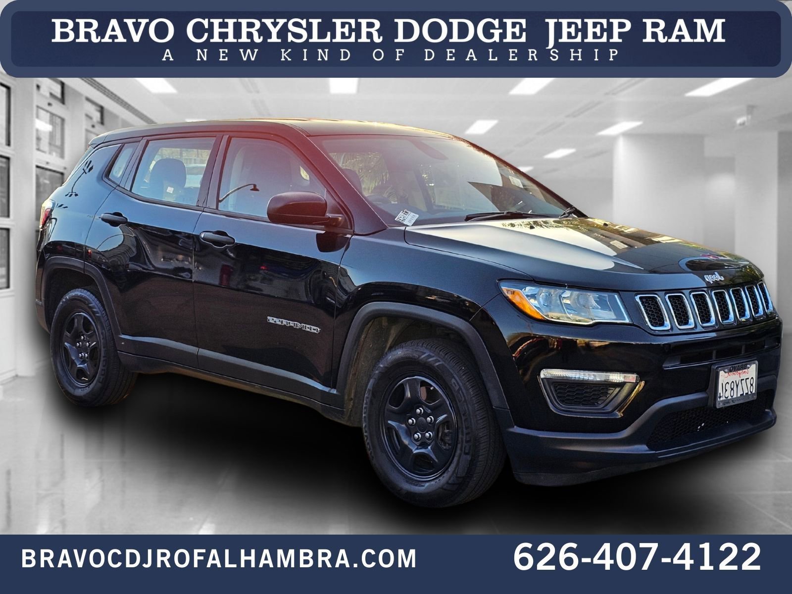 Used 2018 Jeep Compass Sport image 1