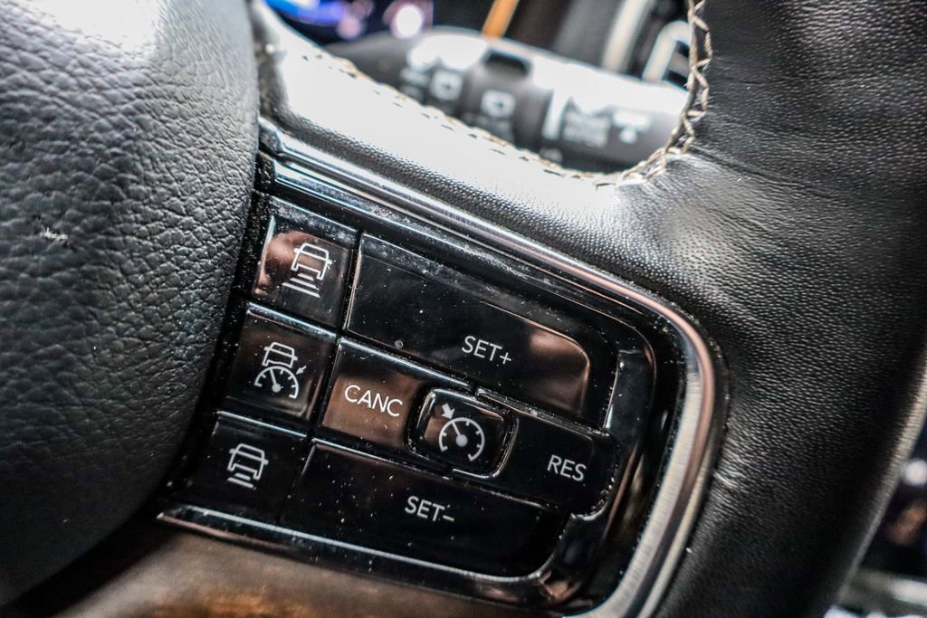 Used 2024 Jeep Grand Wagoneer L 4WD image 27