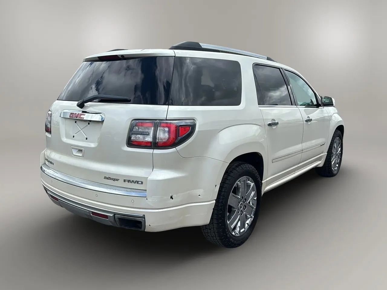Used 2015 GMC Acadia Denali AWD/4WD image 5
