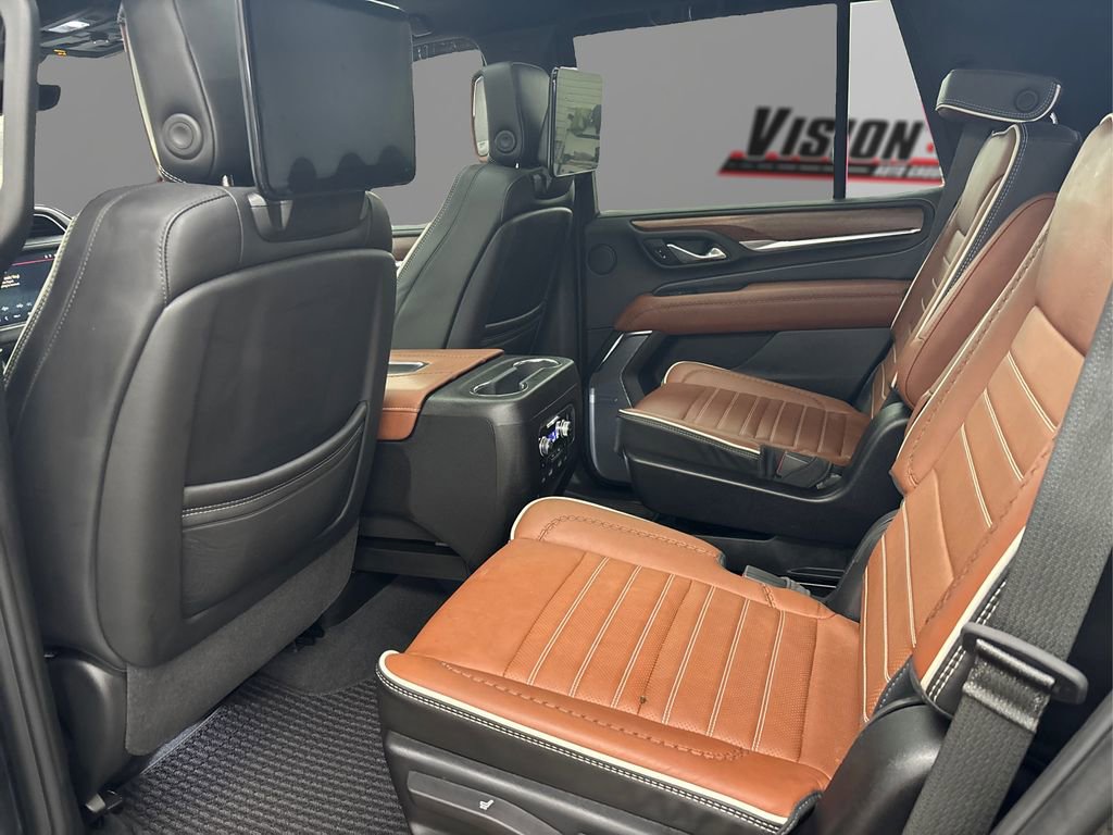 Used 2023 GMC Yukon Denali Ultimate image 10