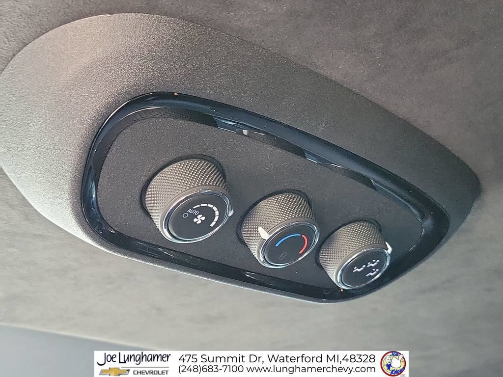 New 2026 Chevrolet Equinox EV LT AWD/4WD image 23