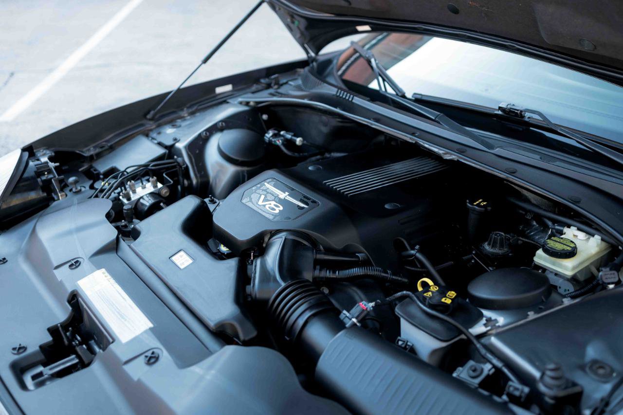 Used 2003 Ford Thunderbird Deluxe image 78