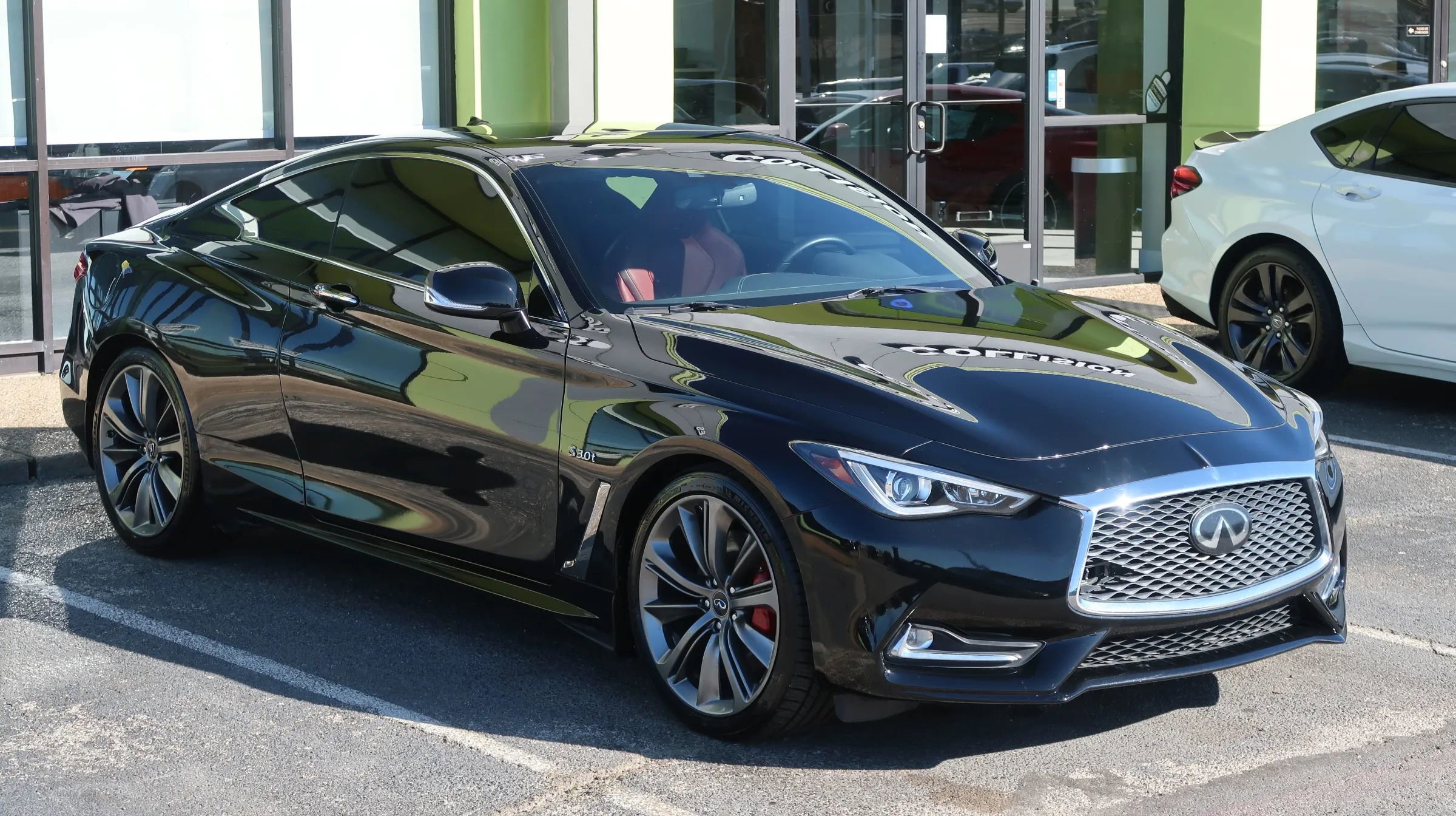 Used 2019 INFINITI Q60 Red Sport 400 w/ Cargo Package AWD/4WD image 5
