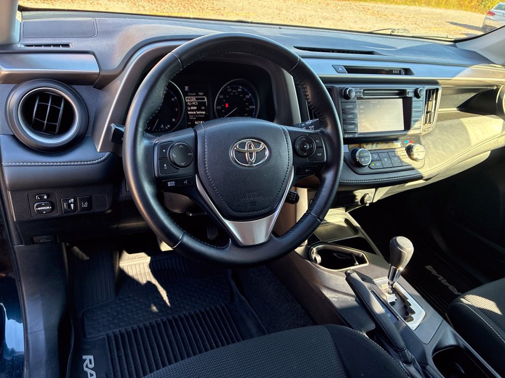 Used 2018 Toyota RAV4 XLE w/ Plus Extra Value Package AWD/4WD image 16