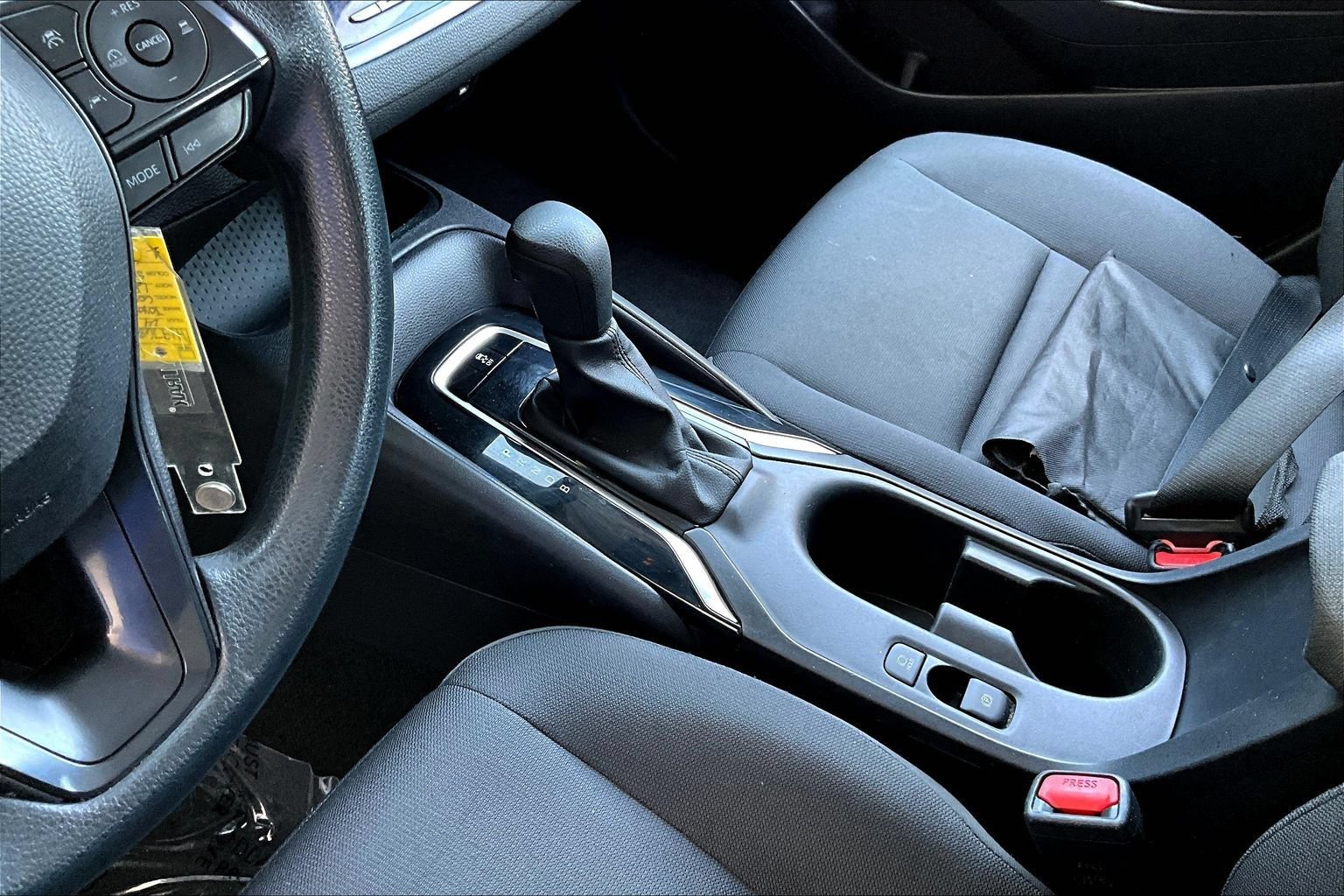 Used 2024 Toyota Corolla LE FWD image 18
