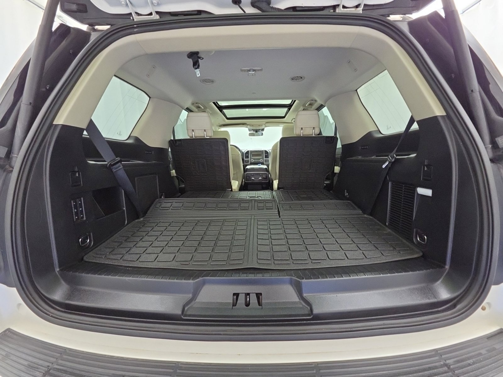 Used 2019 Ford Expedition Platinum AWD/4WD image 37