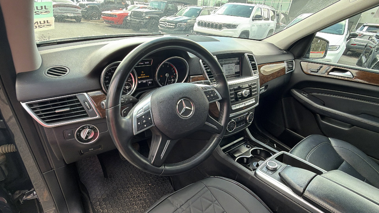 Used 2013 Mercedes-Benz ML 350 4MATIC image 25