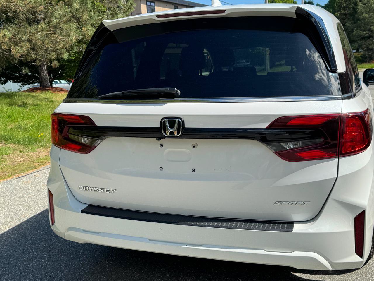 Used 2025 Honda Odyssey Sport-L image 28