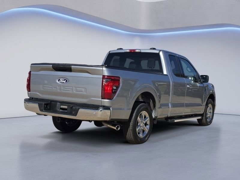 Used 2025 Ford F150 XLT w/ Equipment Group 301A Standard image 4