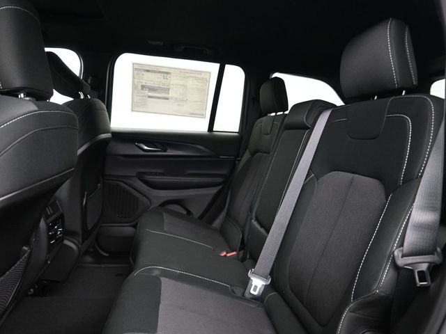 New 2026 Jeep Grand Cherokee Laredo X image 17