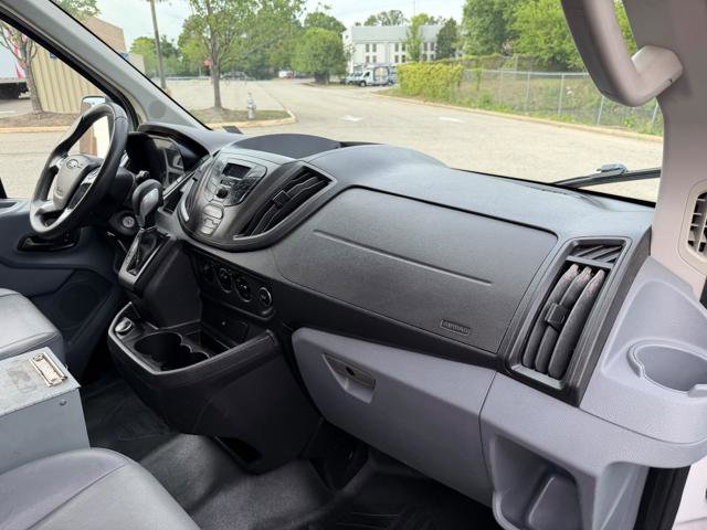 Used 2018 Ford Transit 250 130 Low Roof RWD image 14