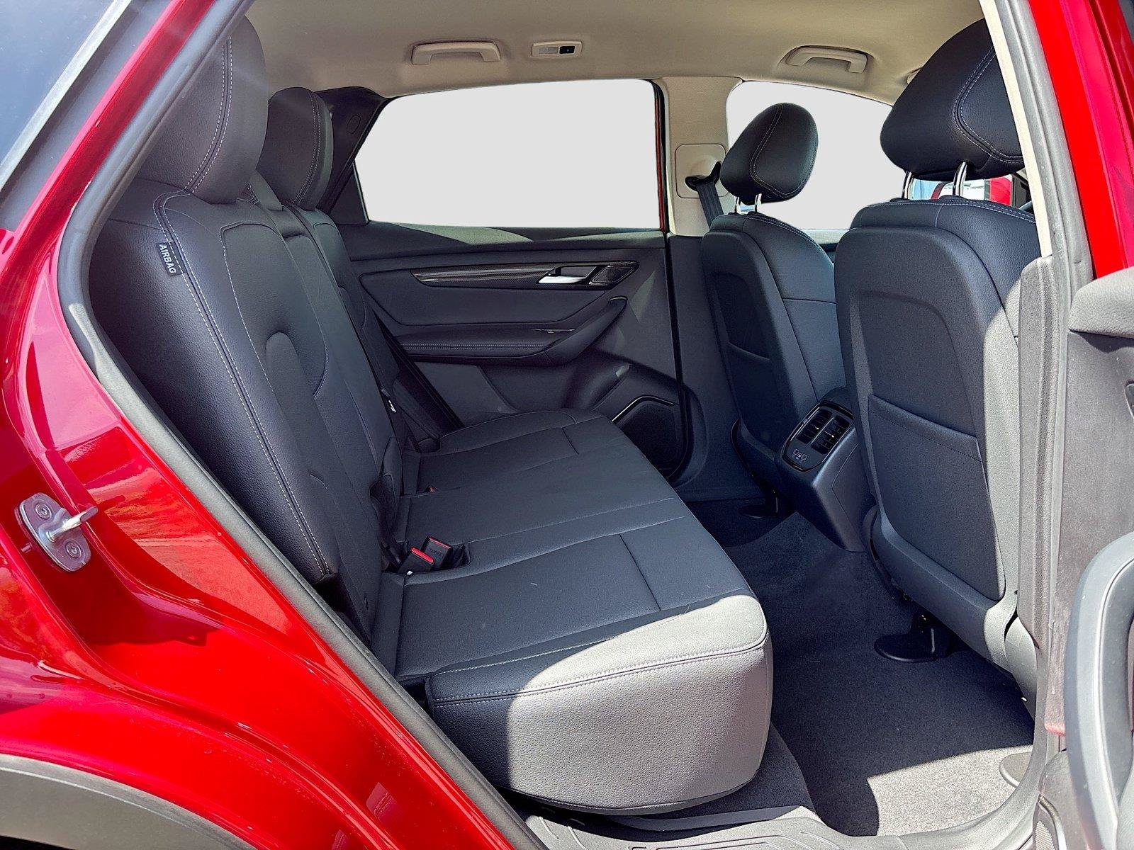 New 2025 VinFast VF 8 Eco AWD/4WD image 26
