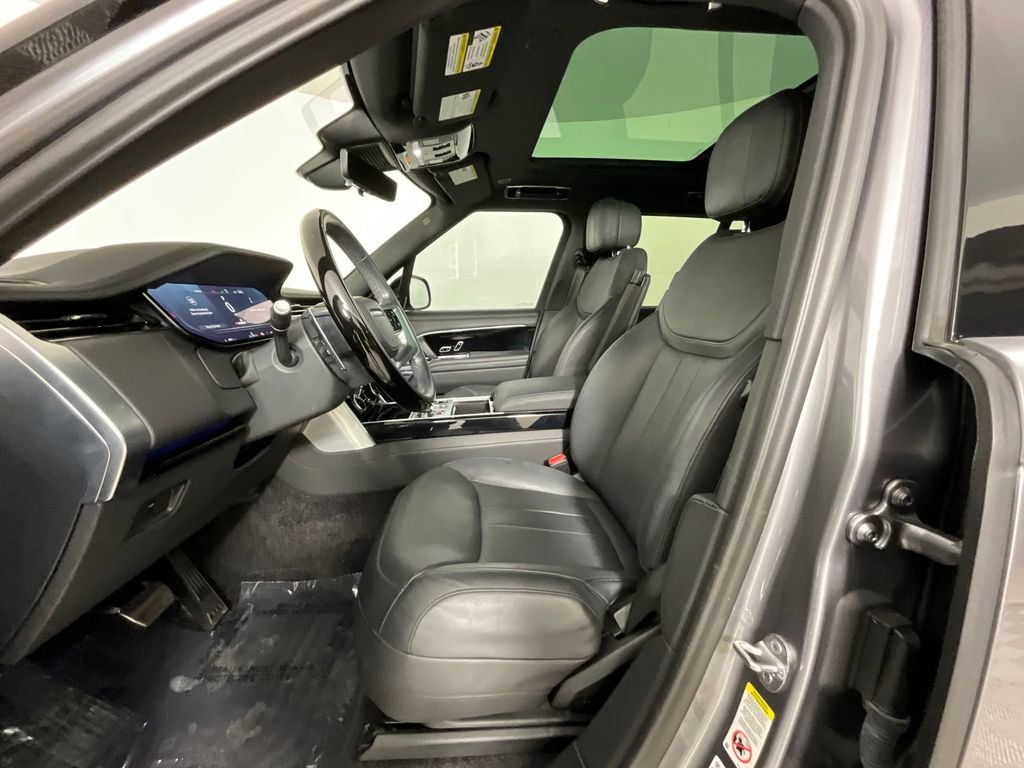 Certified 2023 Land Rover Range Rover SE AWD/4WD image 16