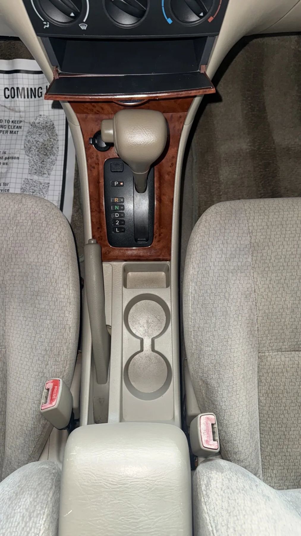 Used 2004 Toyota Corolla LE image 8