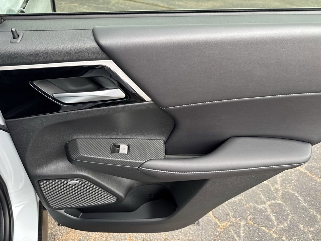 New 2026 Mitsubishi Outlander AWD image 39