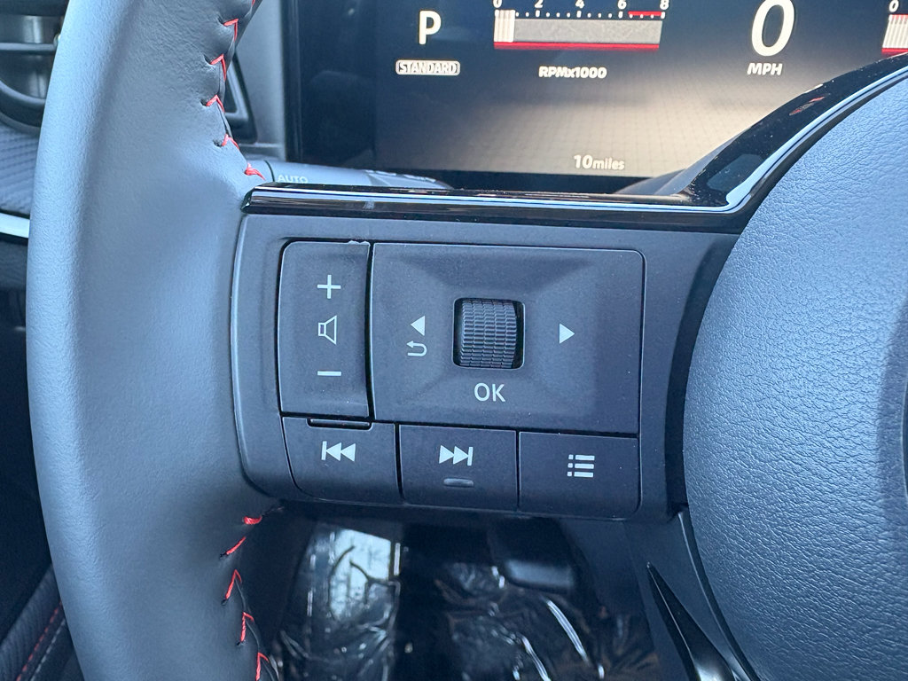 New 2026 Nissan Kicks SR w/ Cold Weather Package AWD/4WD image 19