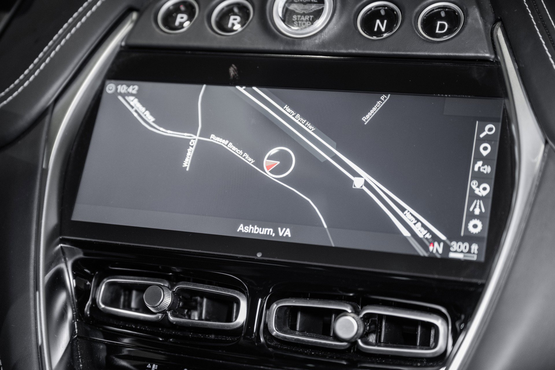 Used 2023 Aston Martin DBX 707 image 31