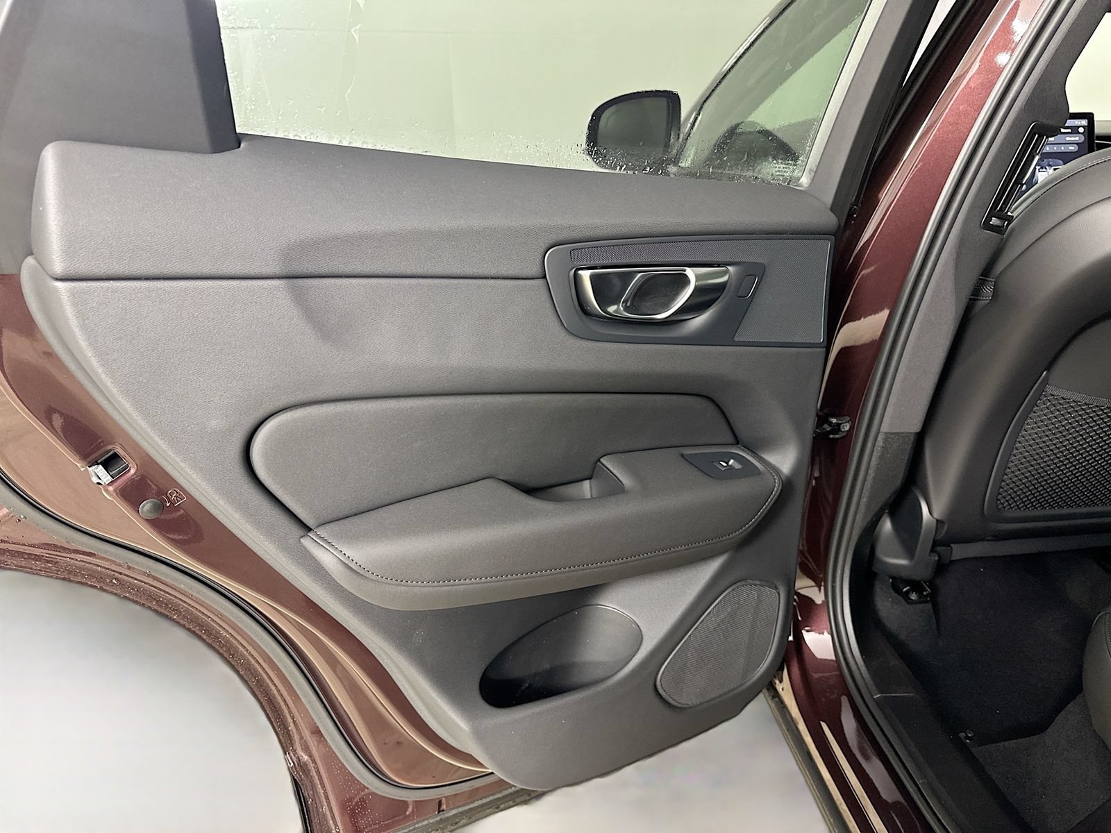 New 2026 Volvo XC60 B5 Plus w/ Protection Package Premier AWD/4WD image 35
