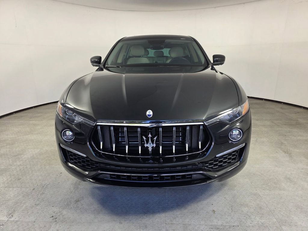 Used 2022 Maserati Levante GT AWD/4WD image 2