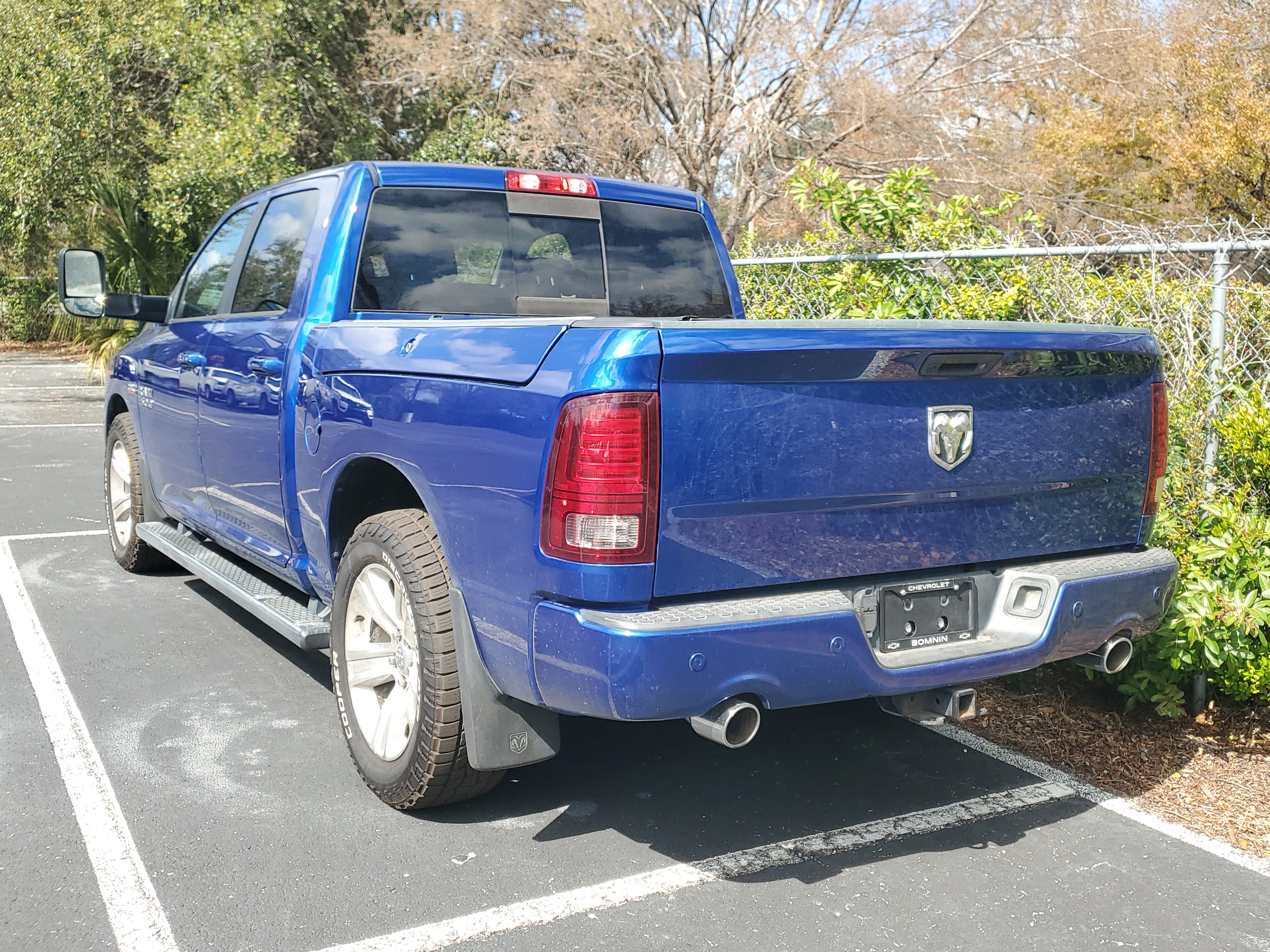 Used 2017 RAM 1500 Sport image 7