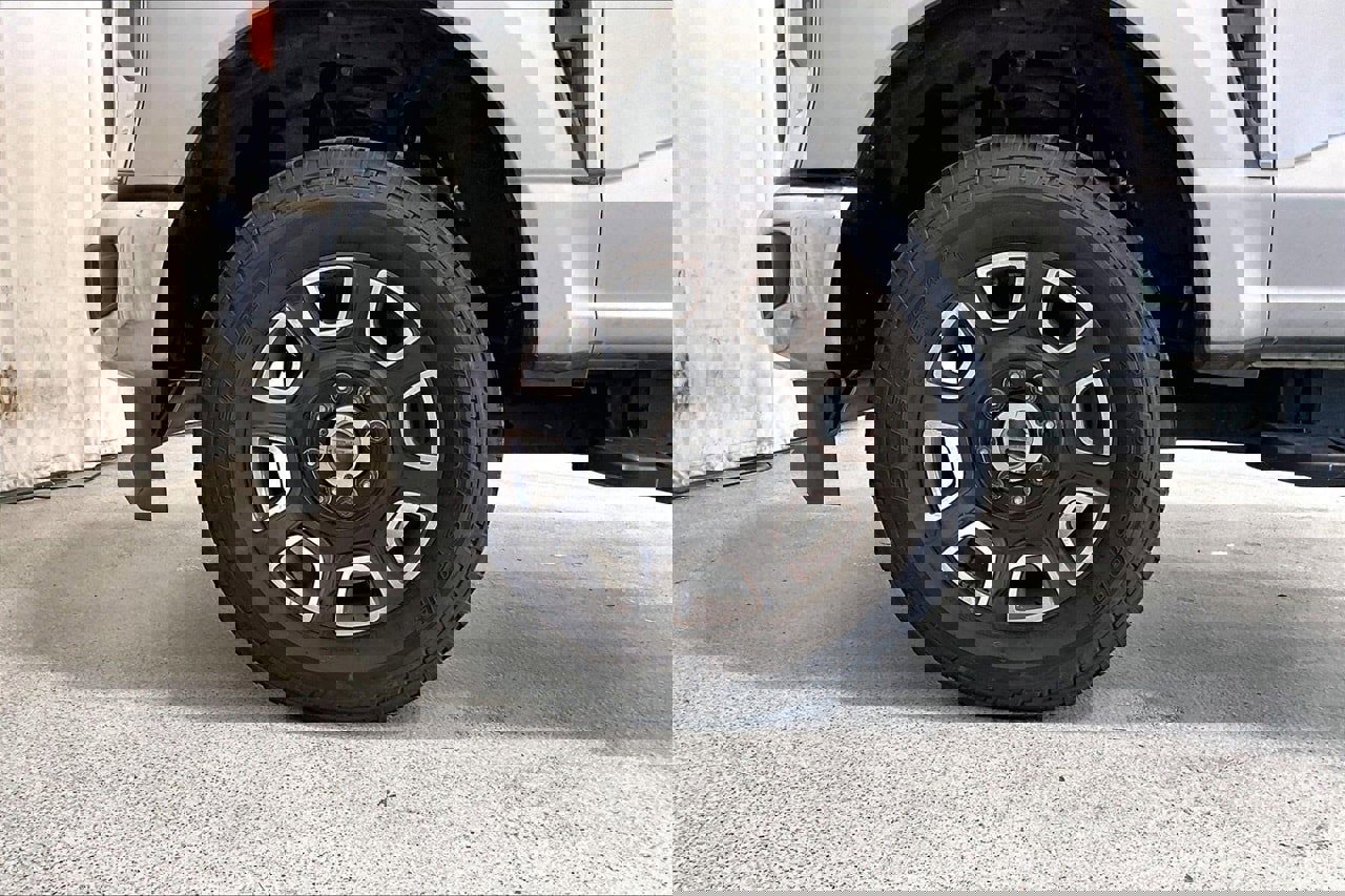 Used 2024 Ford F250 XL w/ FX4 Off-Road Package image 6