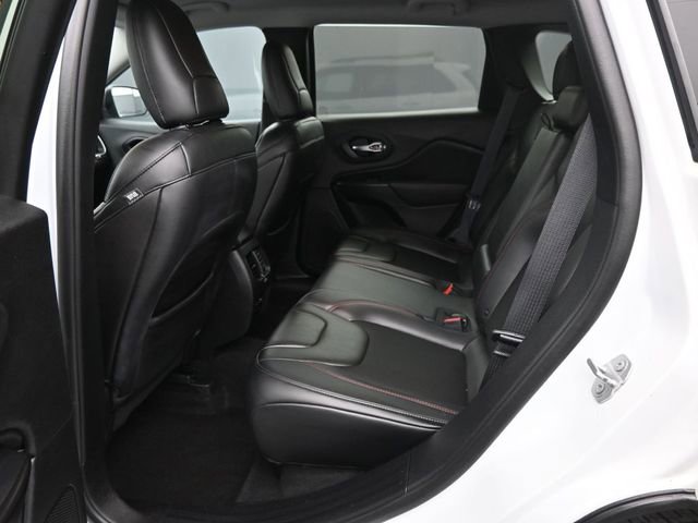 Used 2019 Jeep Cherokee Trailhawk w/ Cold Weather Group image 34