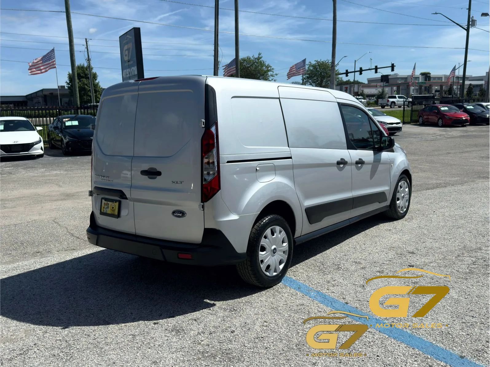 Used 2019 Ford Transit Connect XLT FWD image 7
