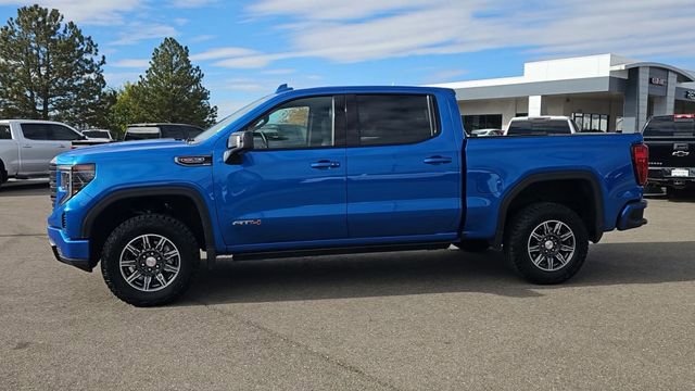 Used 2024 GMC Sierra 1500 AT4 w/ Technology Package image 5