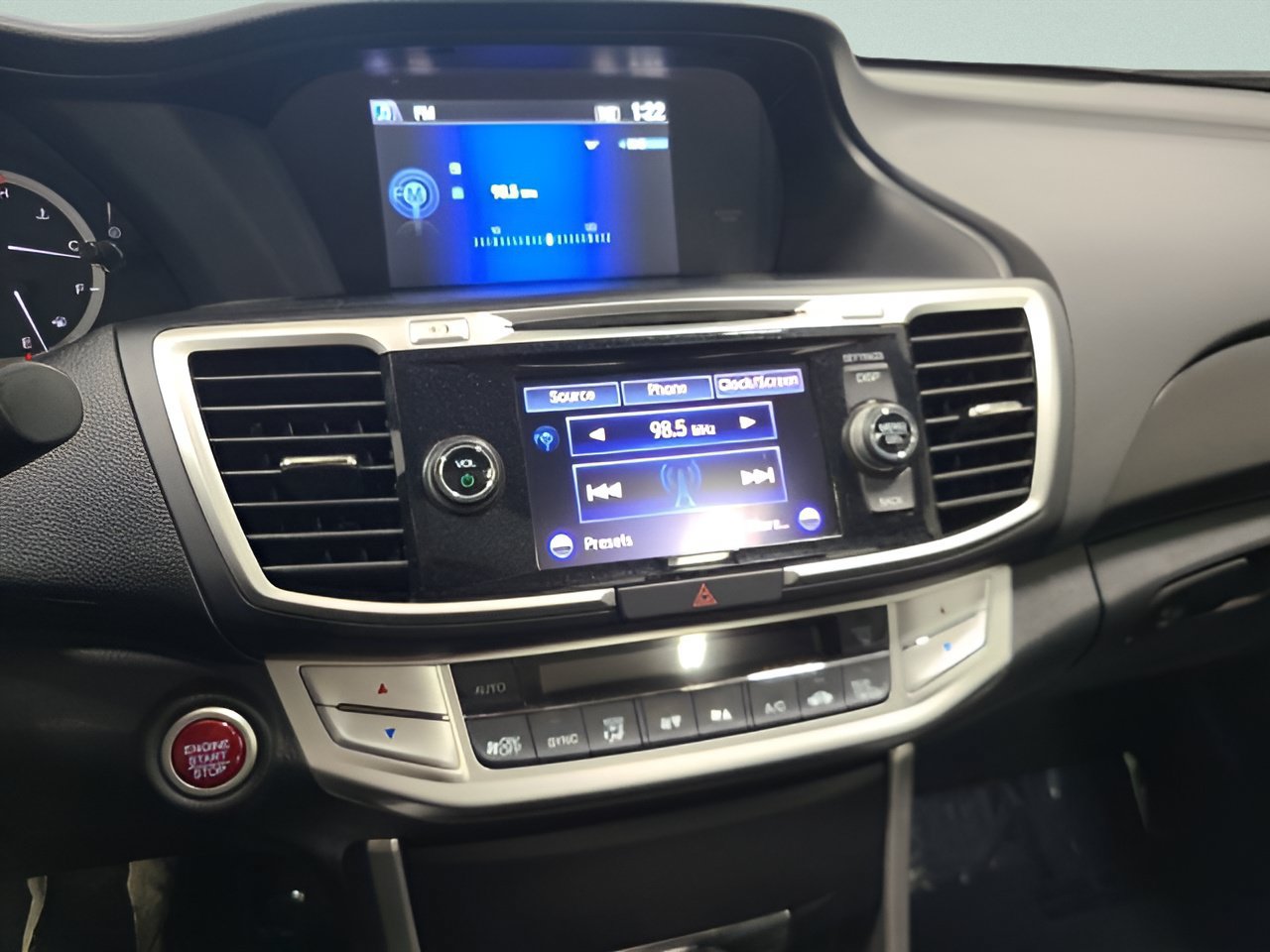Used 2014 Honda Accord EX-L image 30
