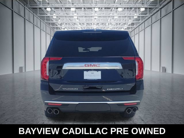 Used 2022 GMC Yukon XL Denali AWD/4WD image 4