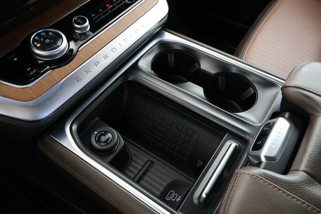 Used 2025 Ford Expedition Max King Ranch AWD/4WD image 31