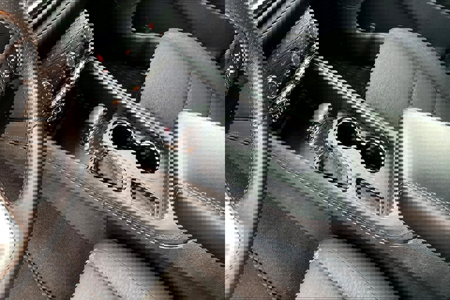 Used 2024 Dodge Durango SXT image 14