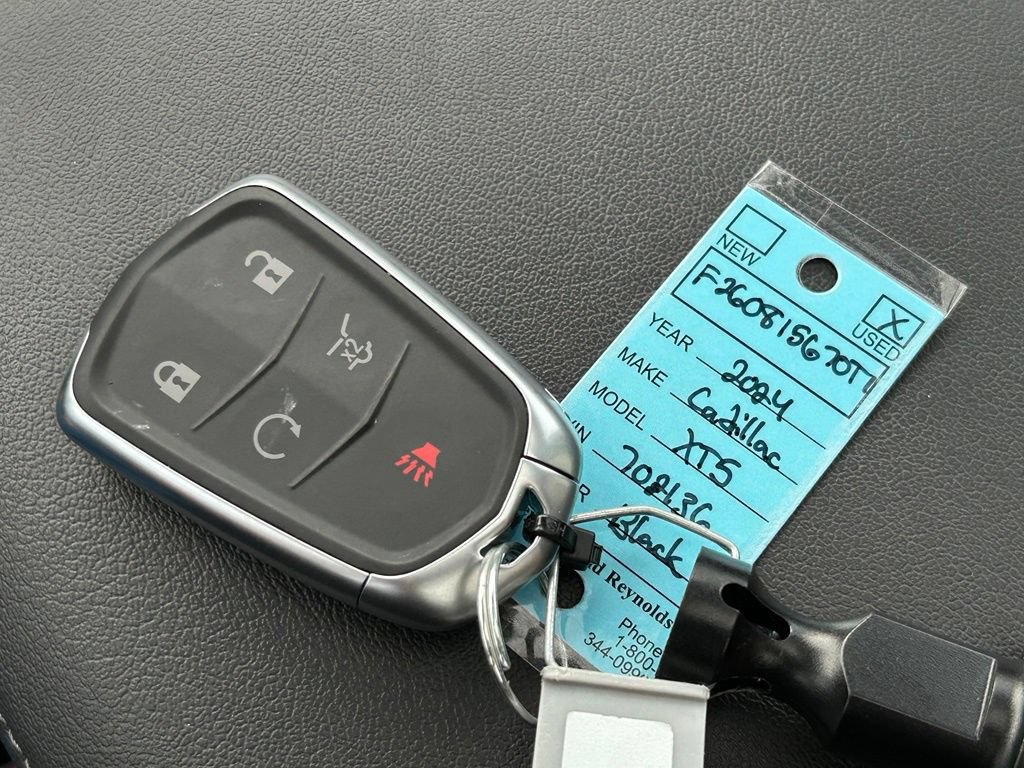 Used 2024 Cadillac XT5 Sportv w/ Technology Package AWD/4WD image 60