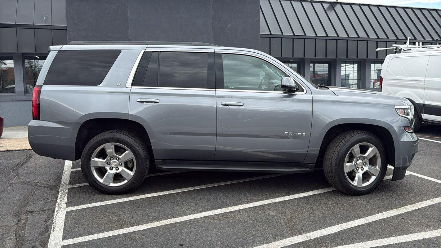 Used 2018 Chevrolet Tahoe LT AWD/4WD image 2