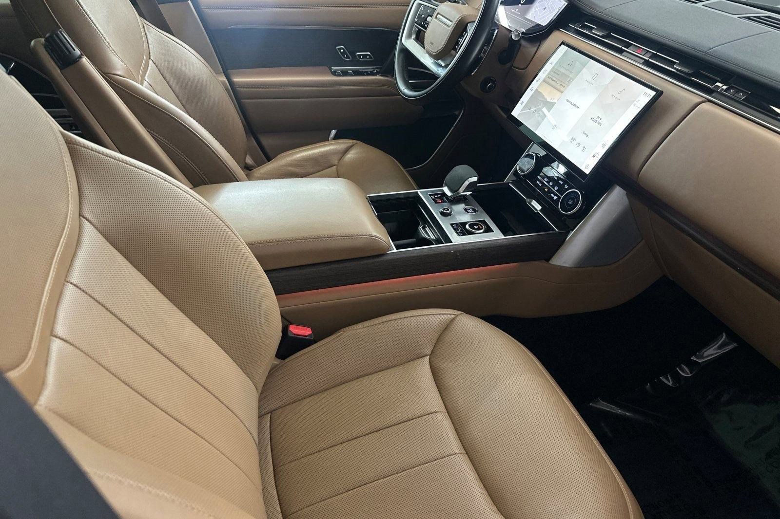 Used 2023 Land Rover Range Rover SE image 34