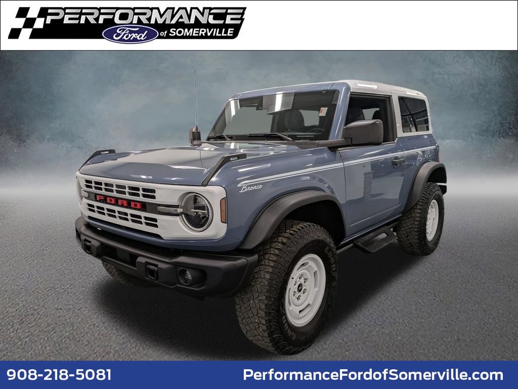 Used 2023 Ford Bronco Heritage Edition AWD/4WD image 1