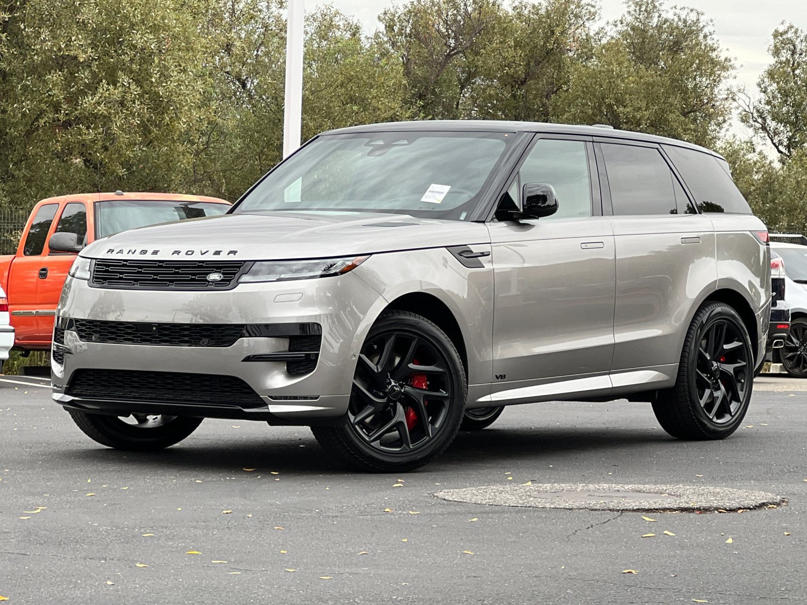 New 2026 Land Rover Range Rover Sport Dynamic SE AWD/4WD image 1