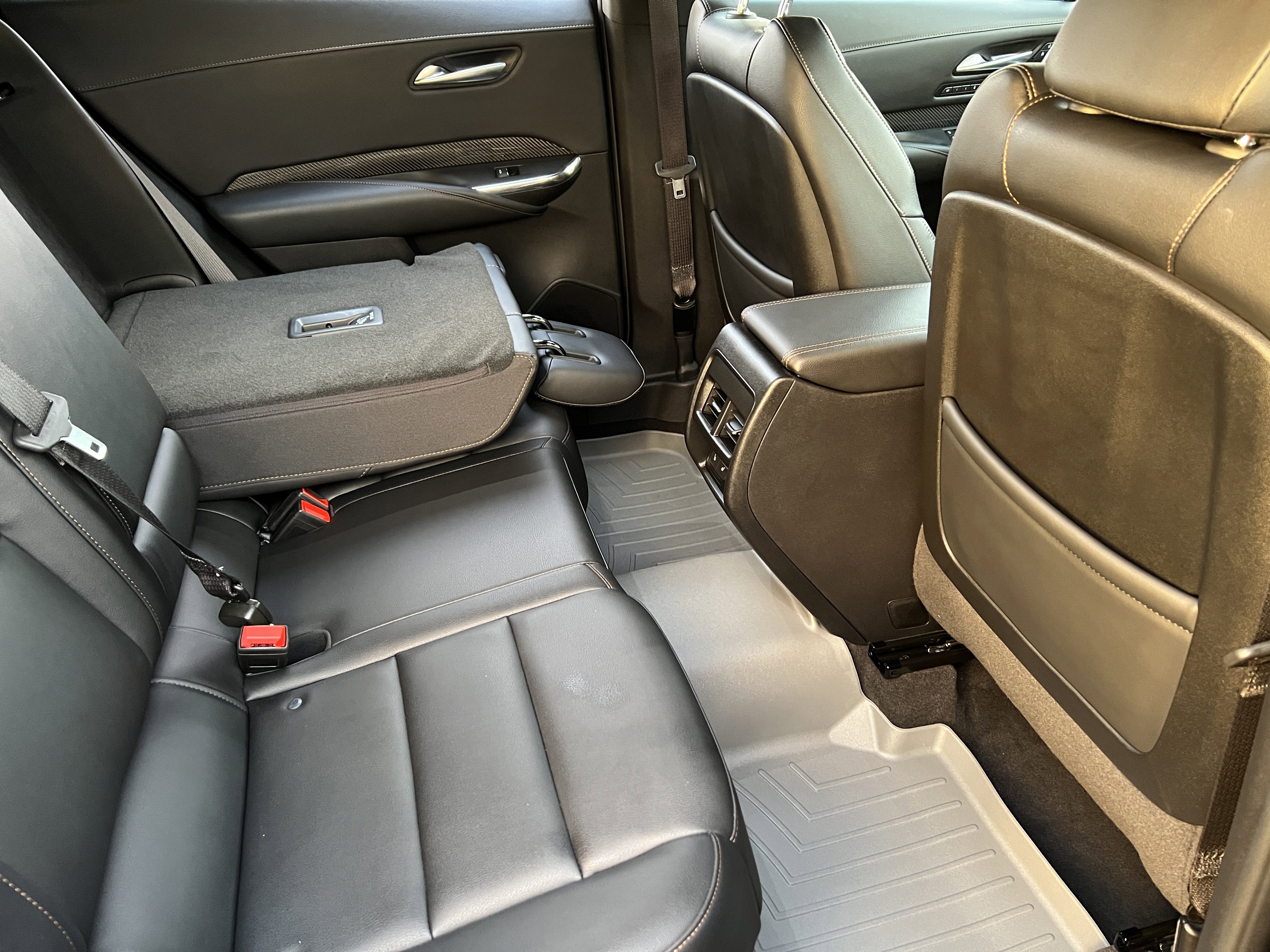 Used 2023 Cadillac XT4 Sport image 22