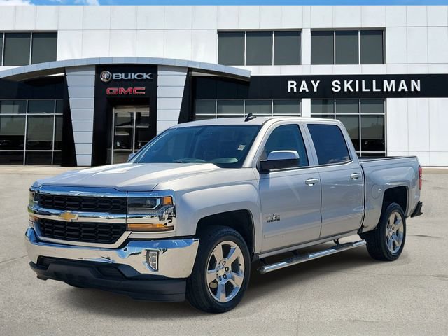 Used 2018 Chevrolet Silverado 1500 LT w/ Texas Edition RWD image 3
