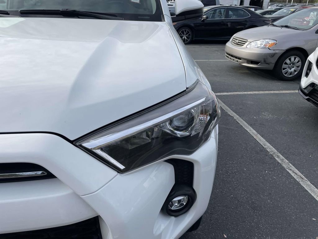 Used 2021 Toyota 4Runner SR5 image 12