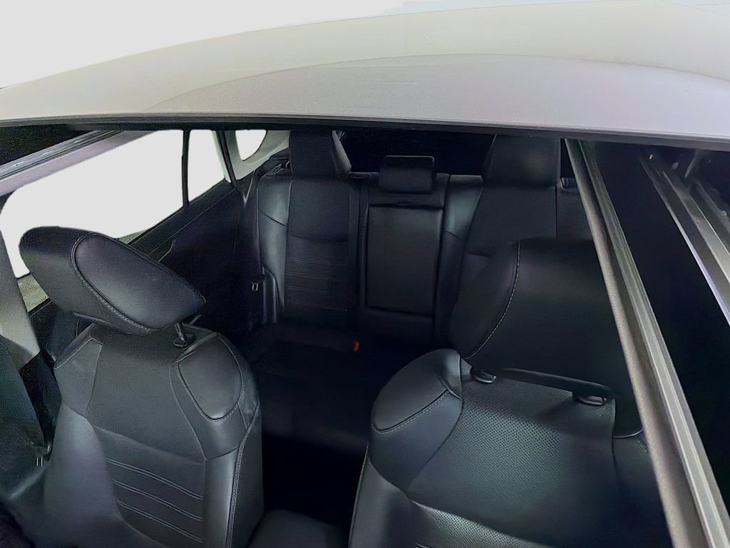 Used 2022 Toyota RAV4 Limited image 15