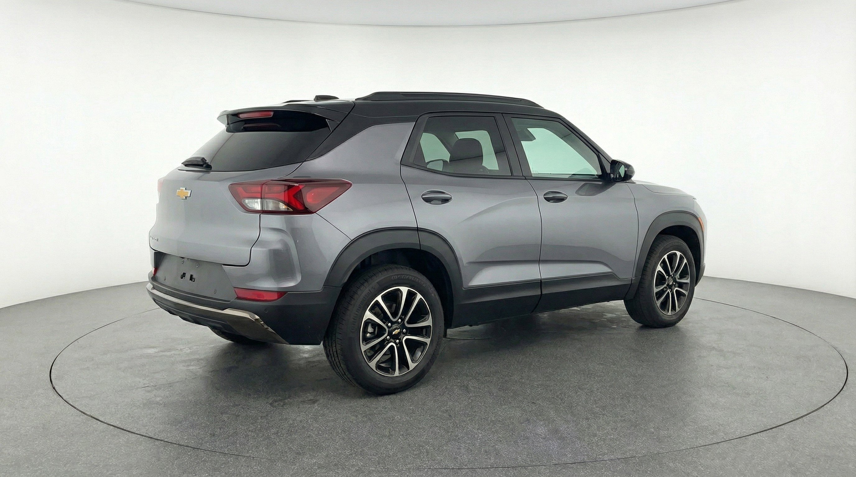 Used 2025 Chevrolet TrailBlazer LT image 9