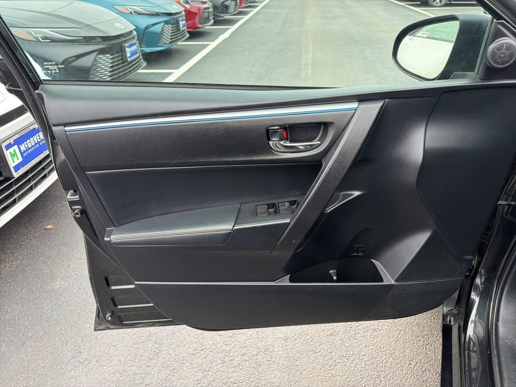 Used 2016 Toyota Corolla S image 17
