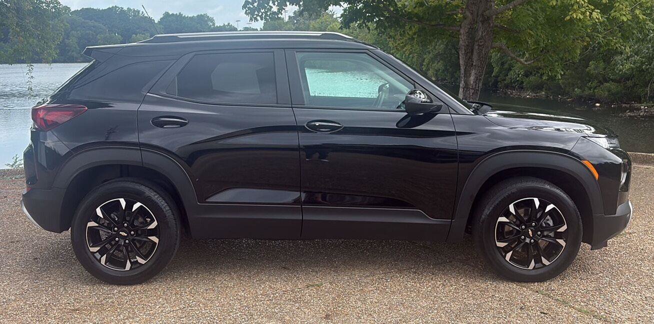 Used 2023 Chevrolet TrailBlazer LT w/ Convenience Package