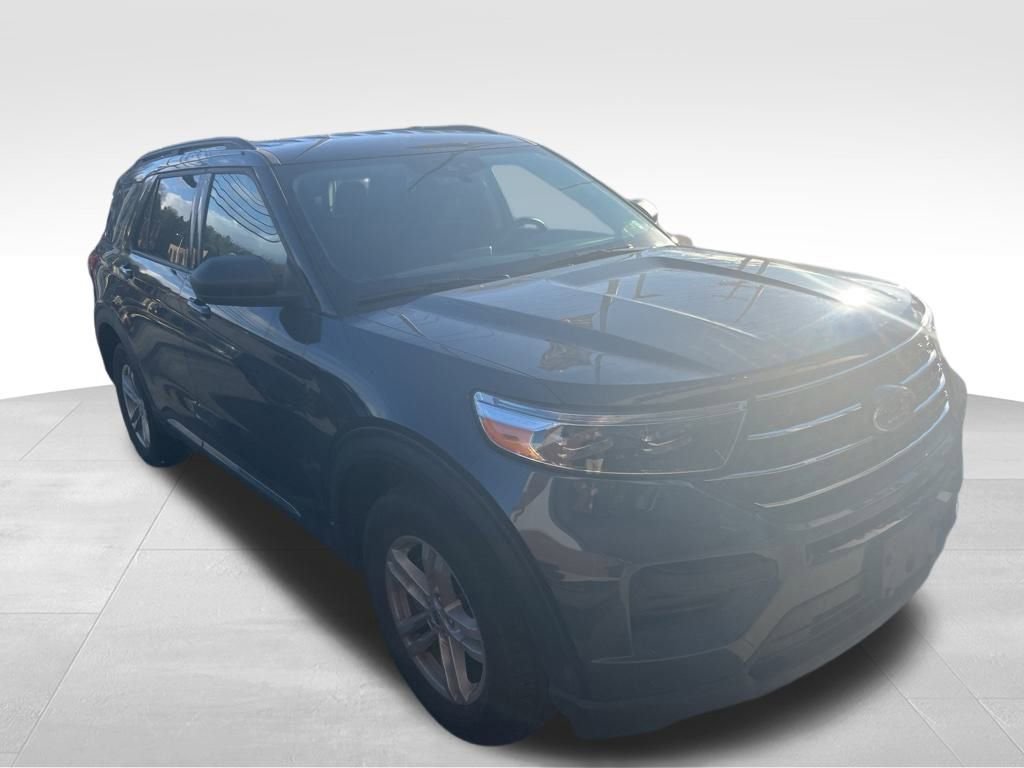 Used 2023 Ford Explorer XLT w/ Class IV Trailer Tow Package image 27