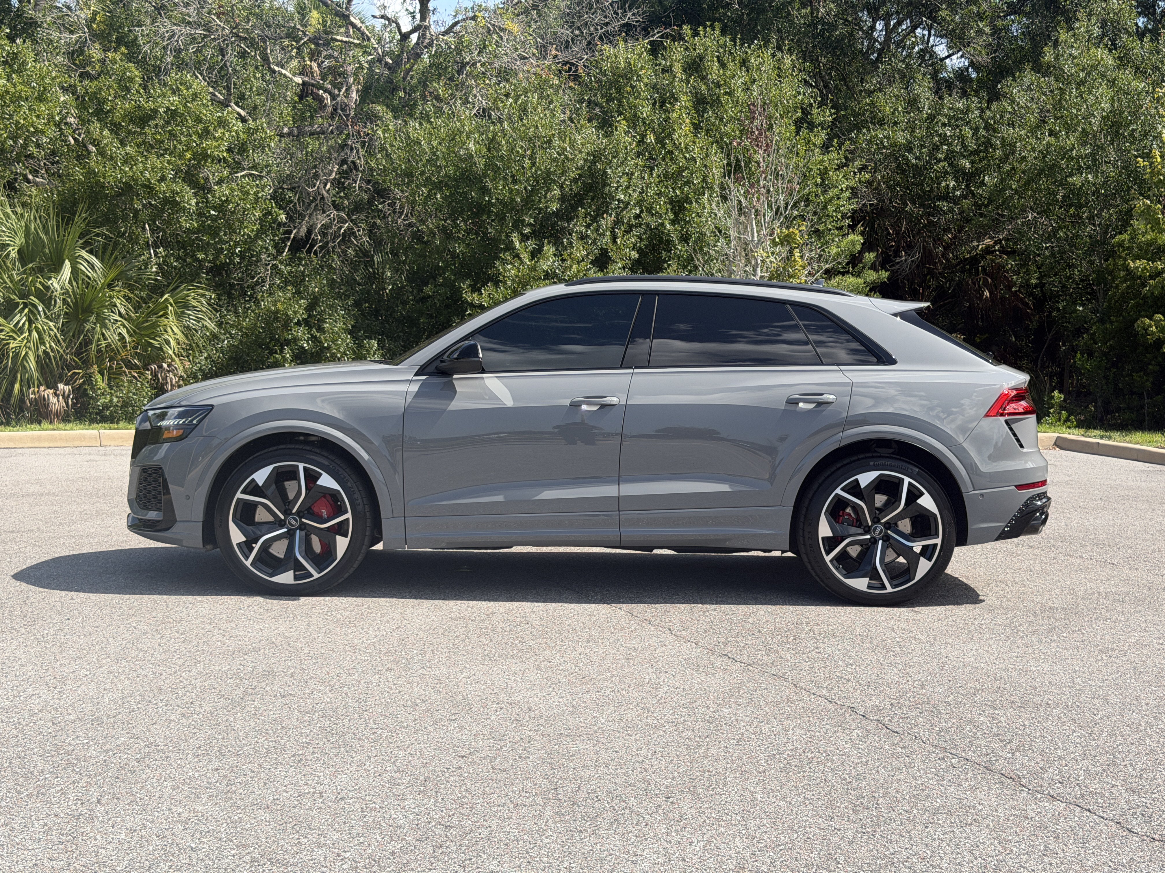 Certified 2024 Audi RS Q8 AWD/4WD image 4